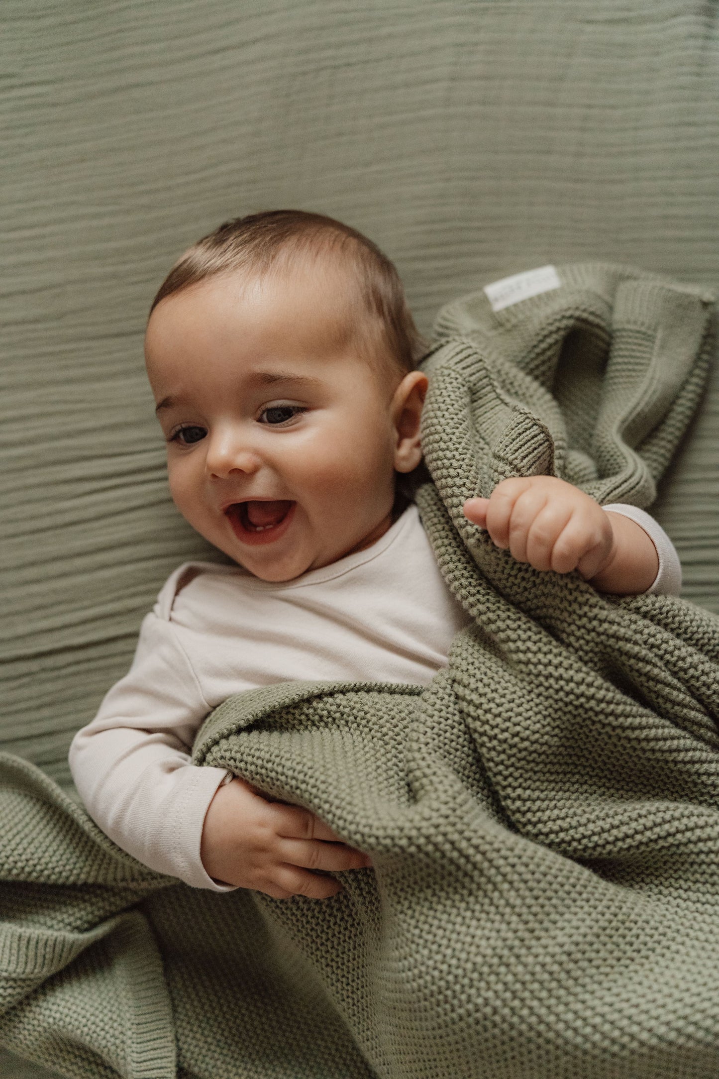 Little Dutch gebreid wiegdeken Olive
