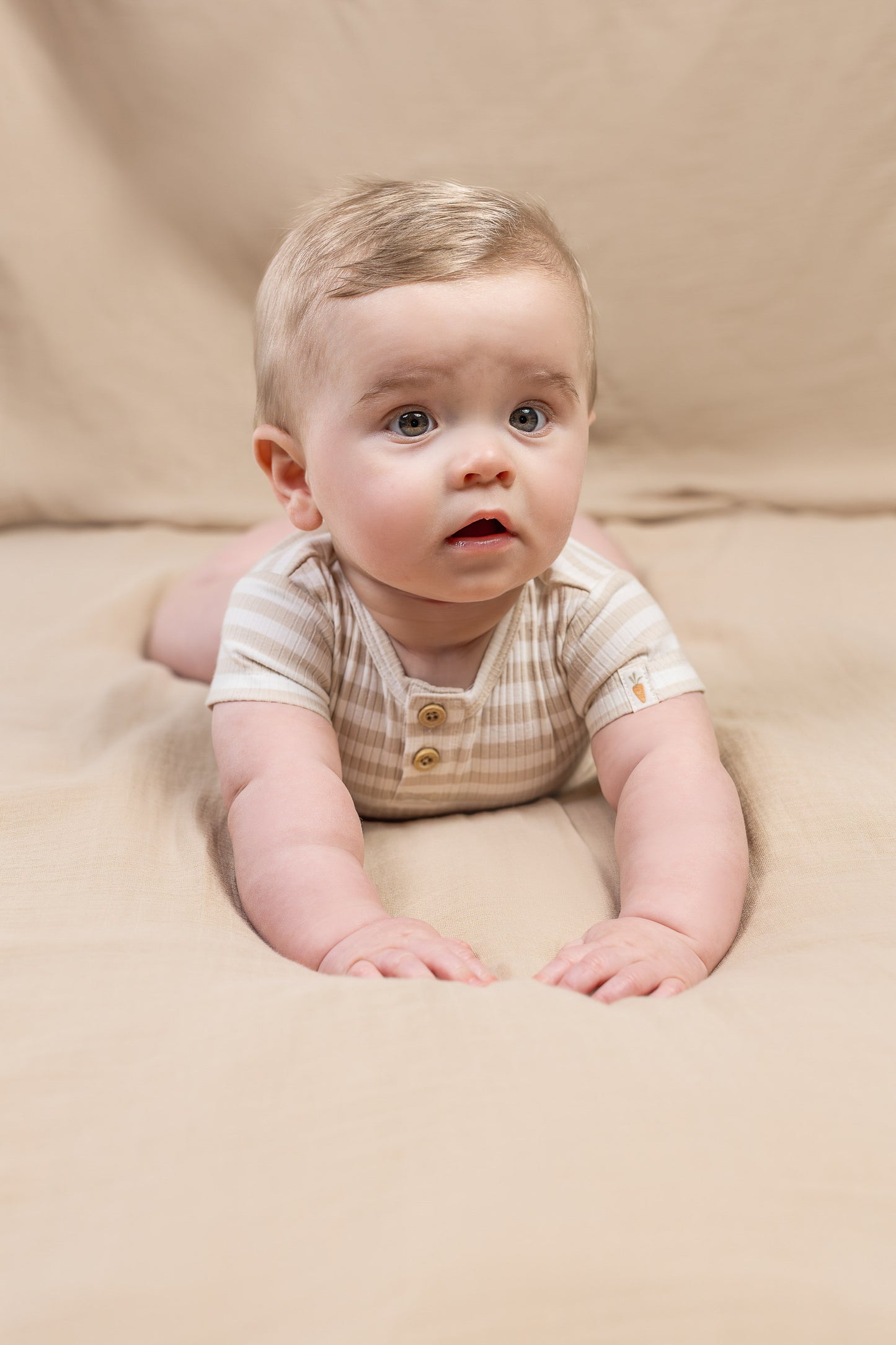 Romper korte mouw Stripe Zand maat 62