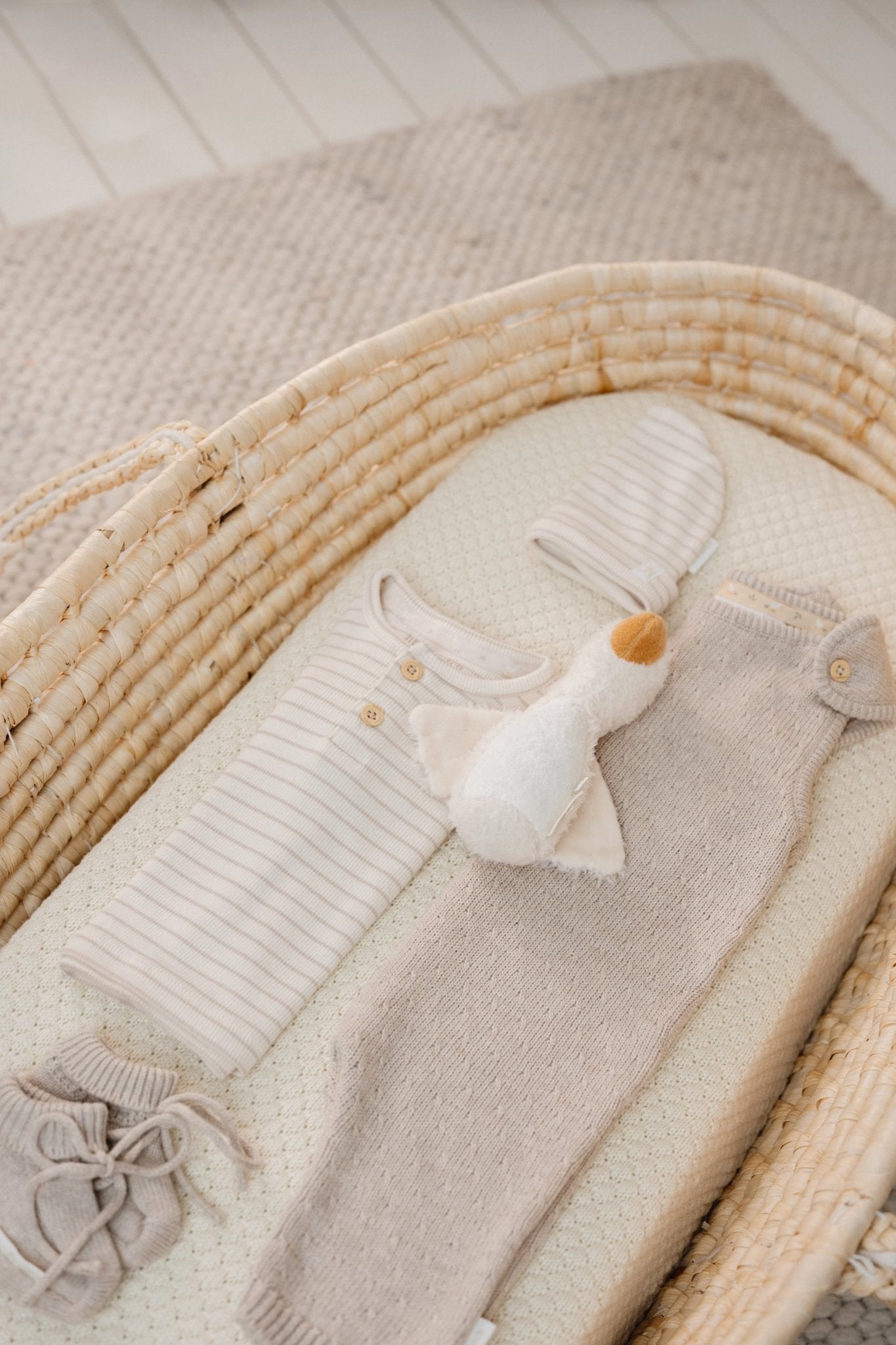 Gebreide slofjes beige Little Goose