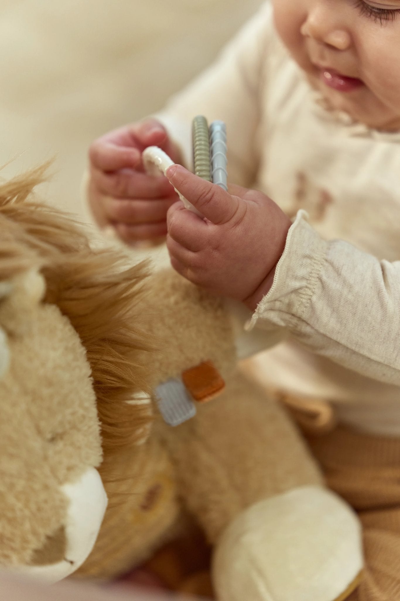 Activiteitenknuffel leeuw