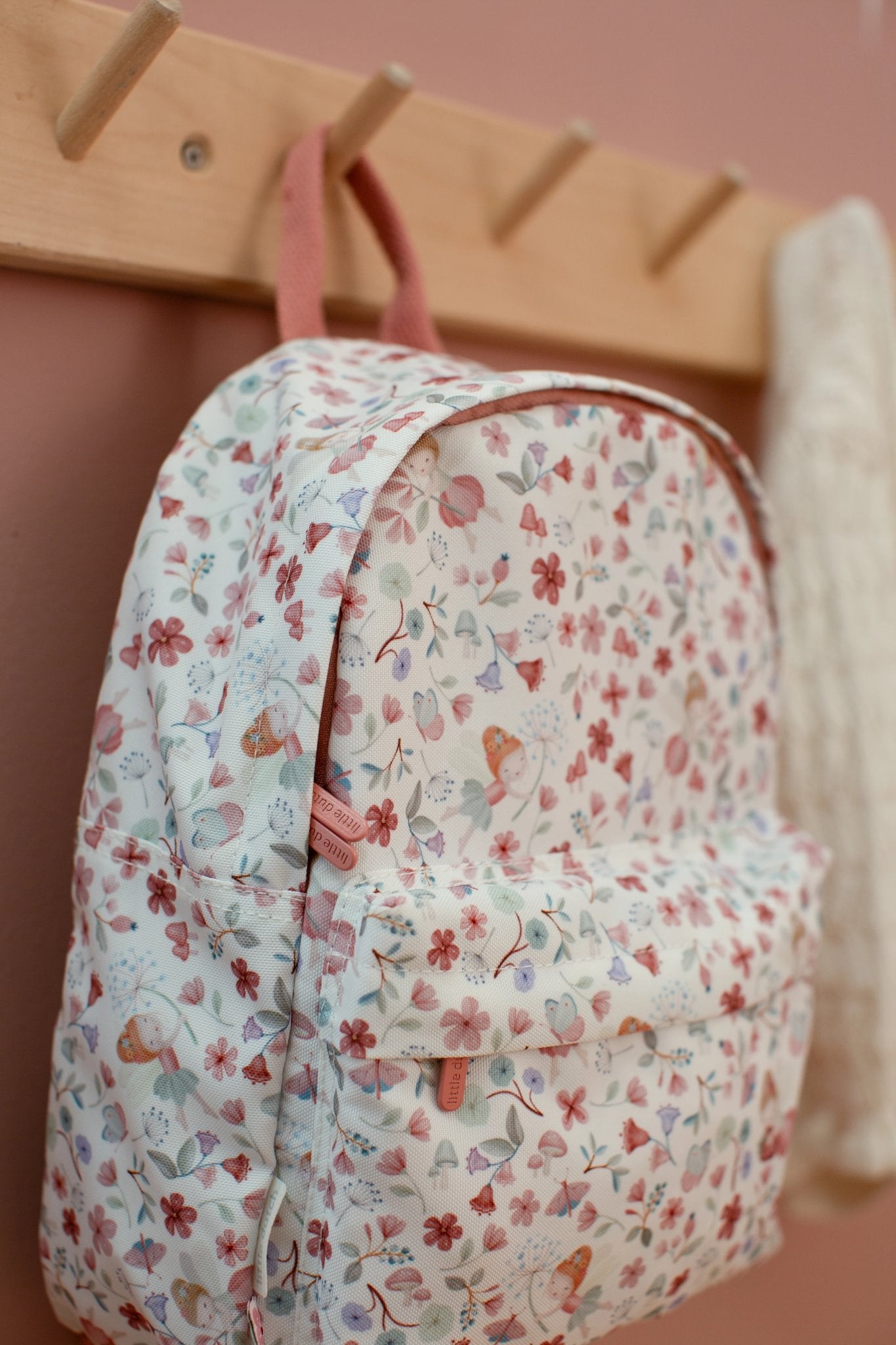 Rugzak roze 29cm