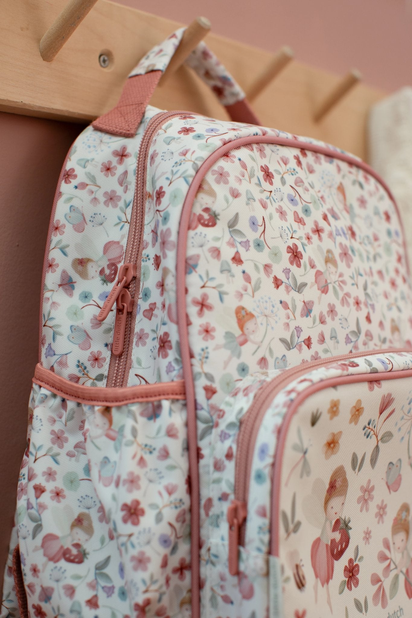 Rugzak roze 35cm