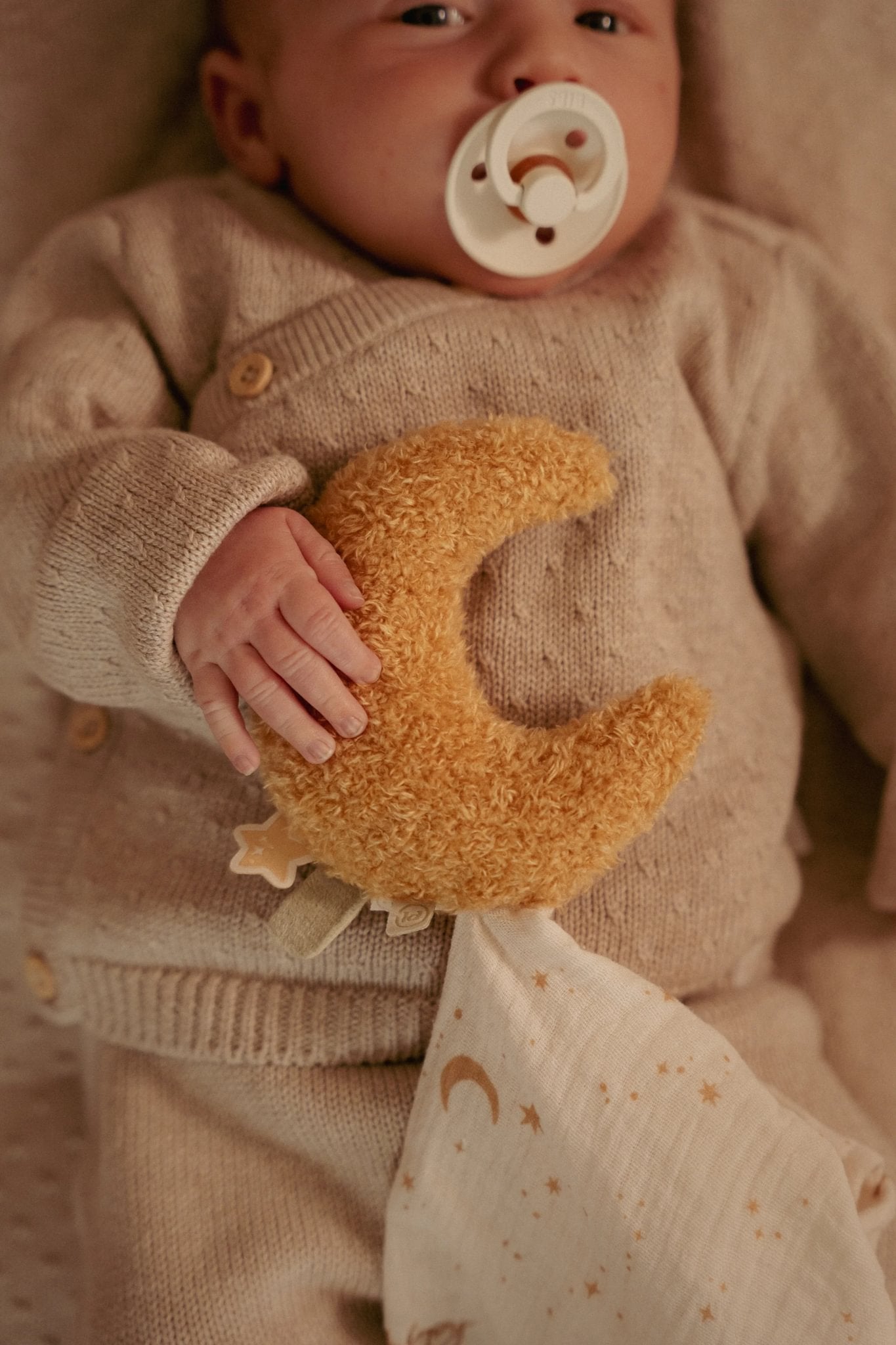 Gebreid vestje beige Little Goose