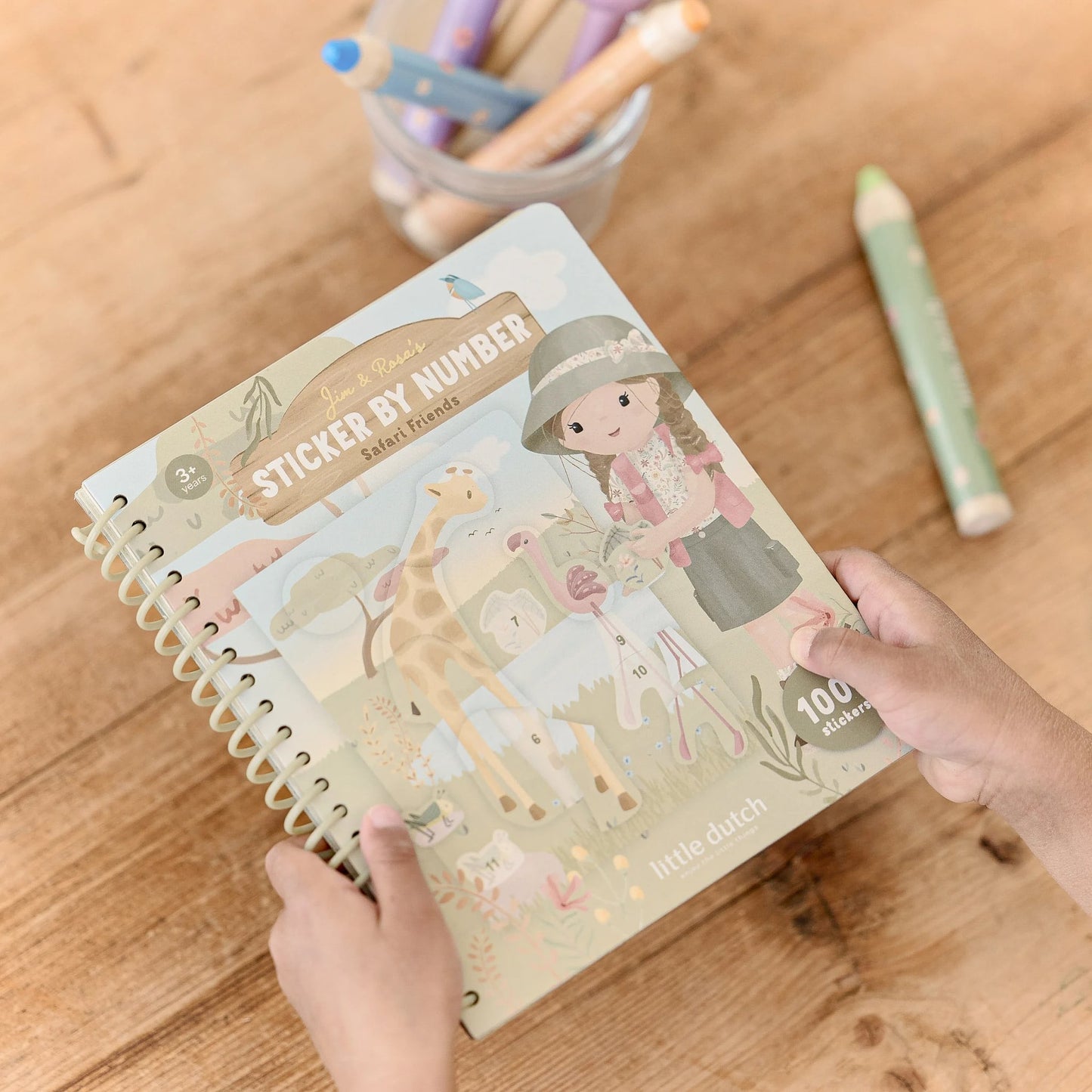 Stickerboek op nummer "Rosa"